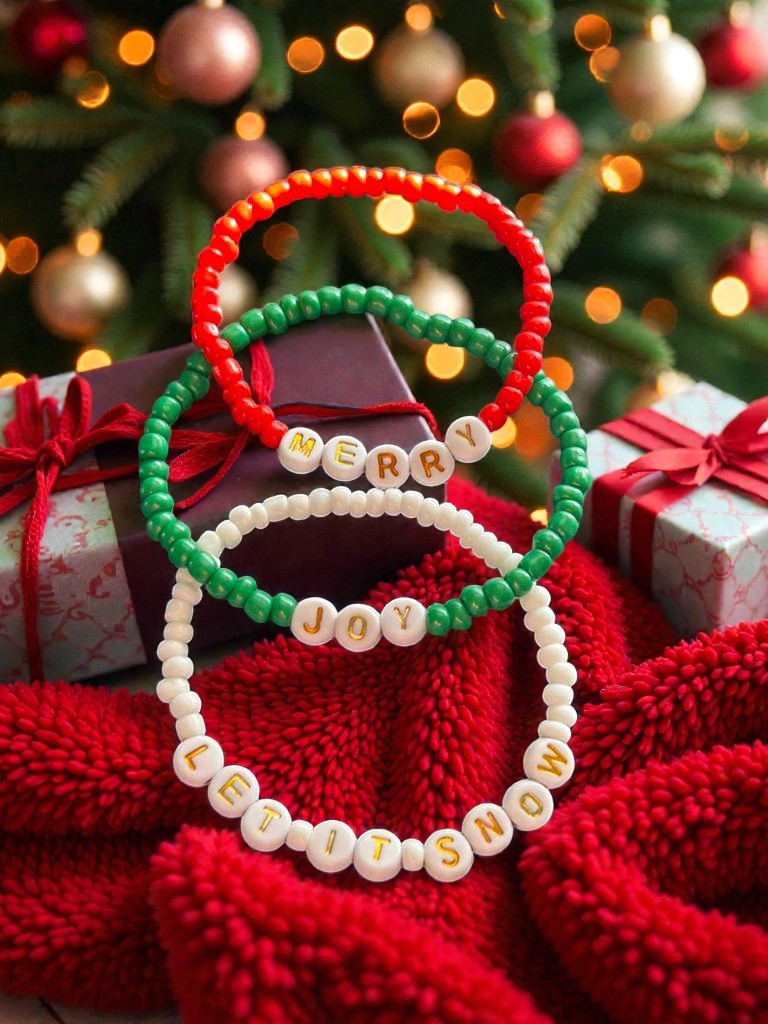 Handgefertigte Weihnachtsarmbänder mit Perlen